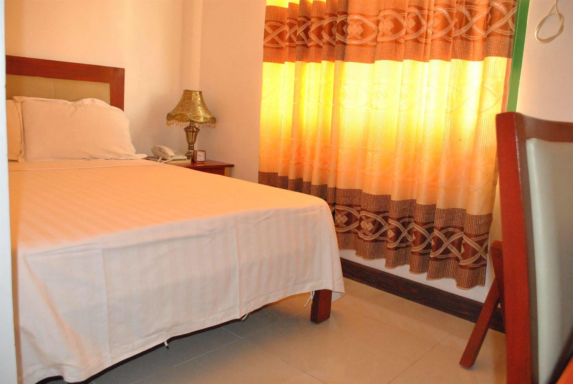 Dragon Home Inn Cebu Extérieur photo
