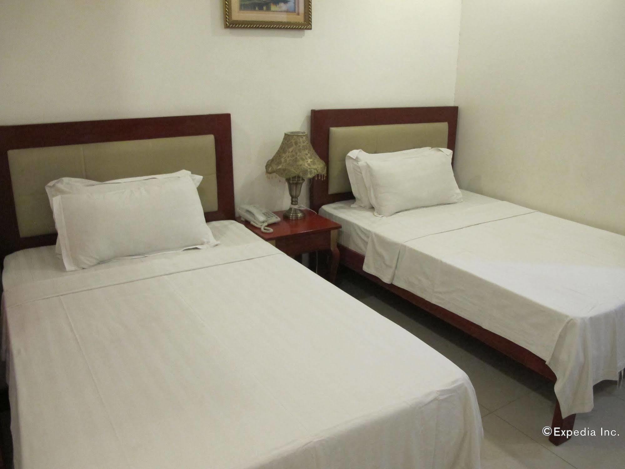 Dragon Home Inn Cebu Extérieur photo
