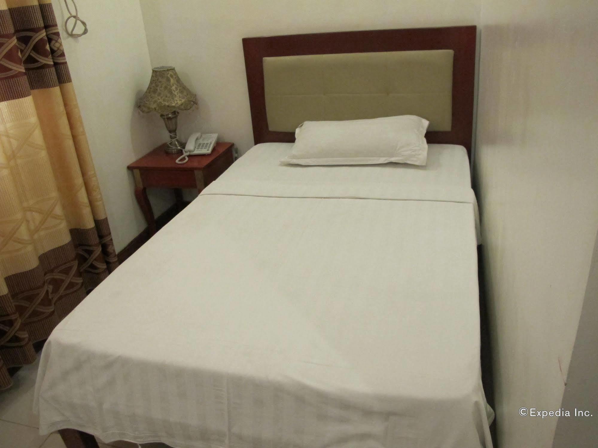 Dragon Home Inn Cebu Extérieur photo